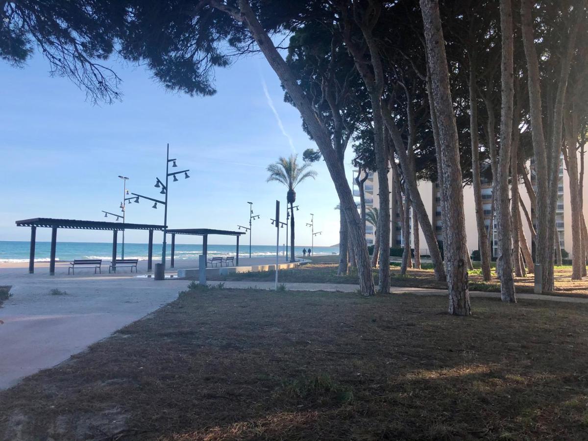 Pineda Beach 1A Linea De Mar & Parking La Pineda Exterior photo